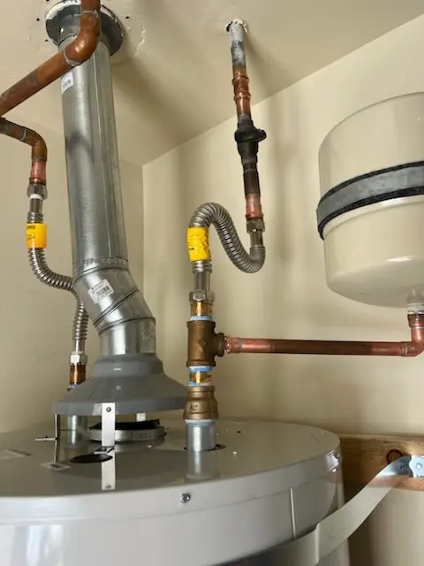 Water heater installation and plumbing repair in Everett